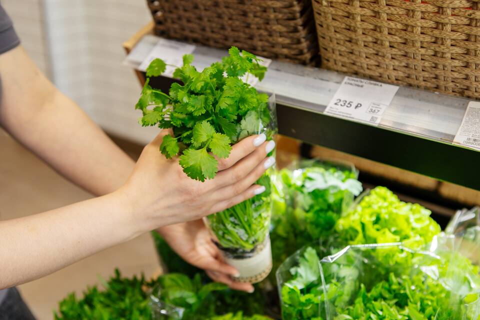 Причины продажи сети магазинов ВкусВилл