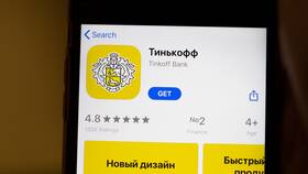 Почему при переводе с Сбера на Тинькофф берут комиссию в Аксон
